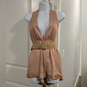 Forever 21 Peachy Tan Plunge Neck Halter Backless Romper with Belt. Size XS.